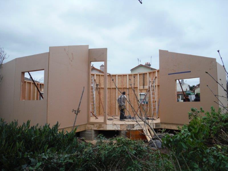 Maison ossature bois style yourte à Poitiers